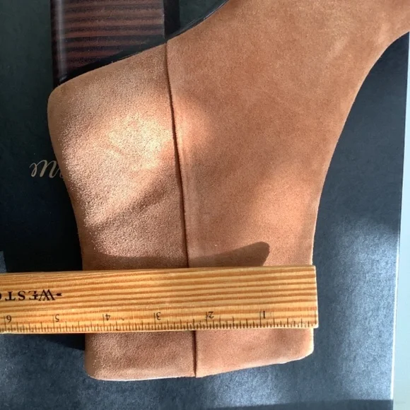 J Crew suede boot, NWT, size 8.5 - Picture 6 of 7